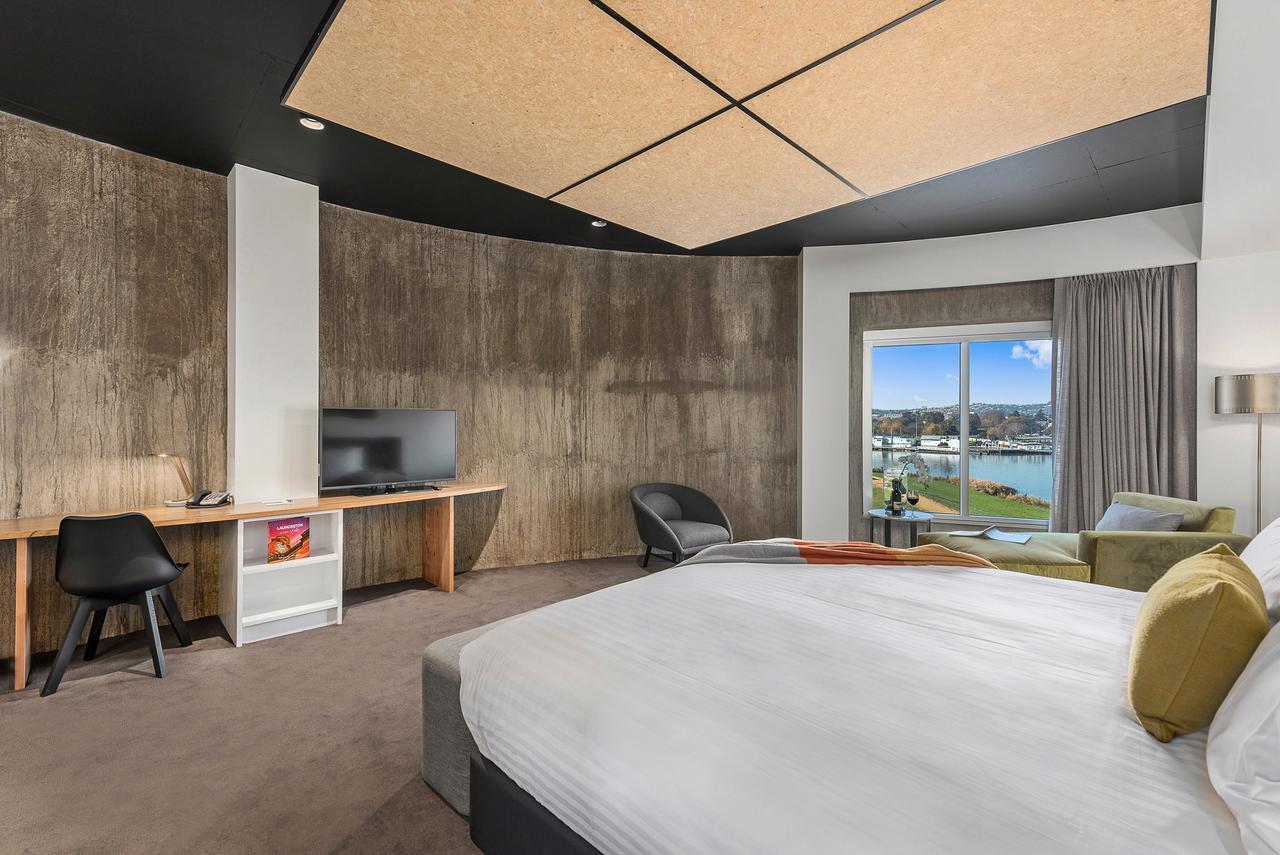 Hotel Peppers Silo Launceston Exterior foto A room at the hotel